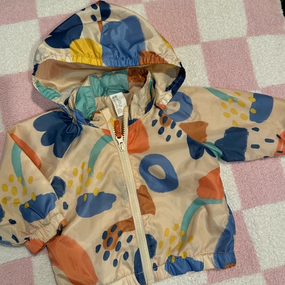 H&M Hooded Rain/Wind Coat - Picture 3 of 6